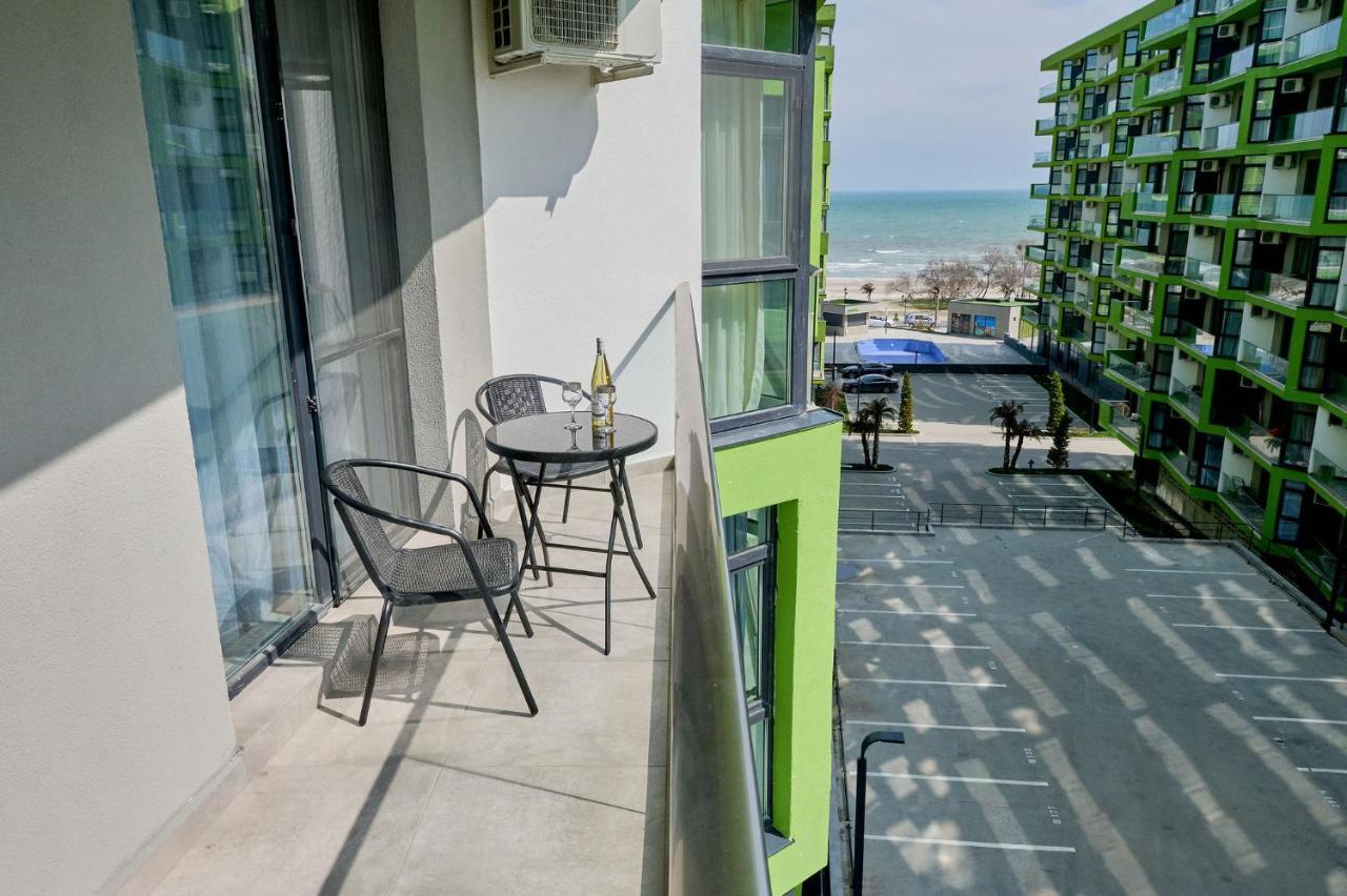 Moon Sea View Apartment - Spa N Pools Resort Mamaia Kültér fotó