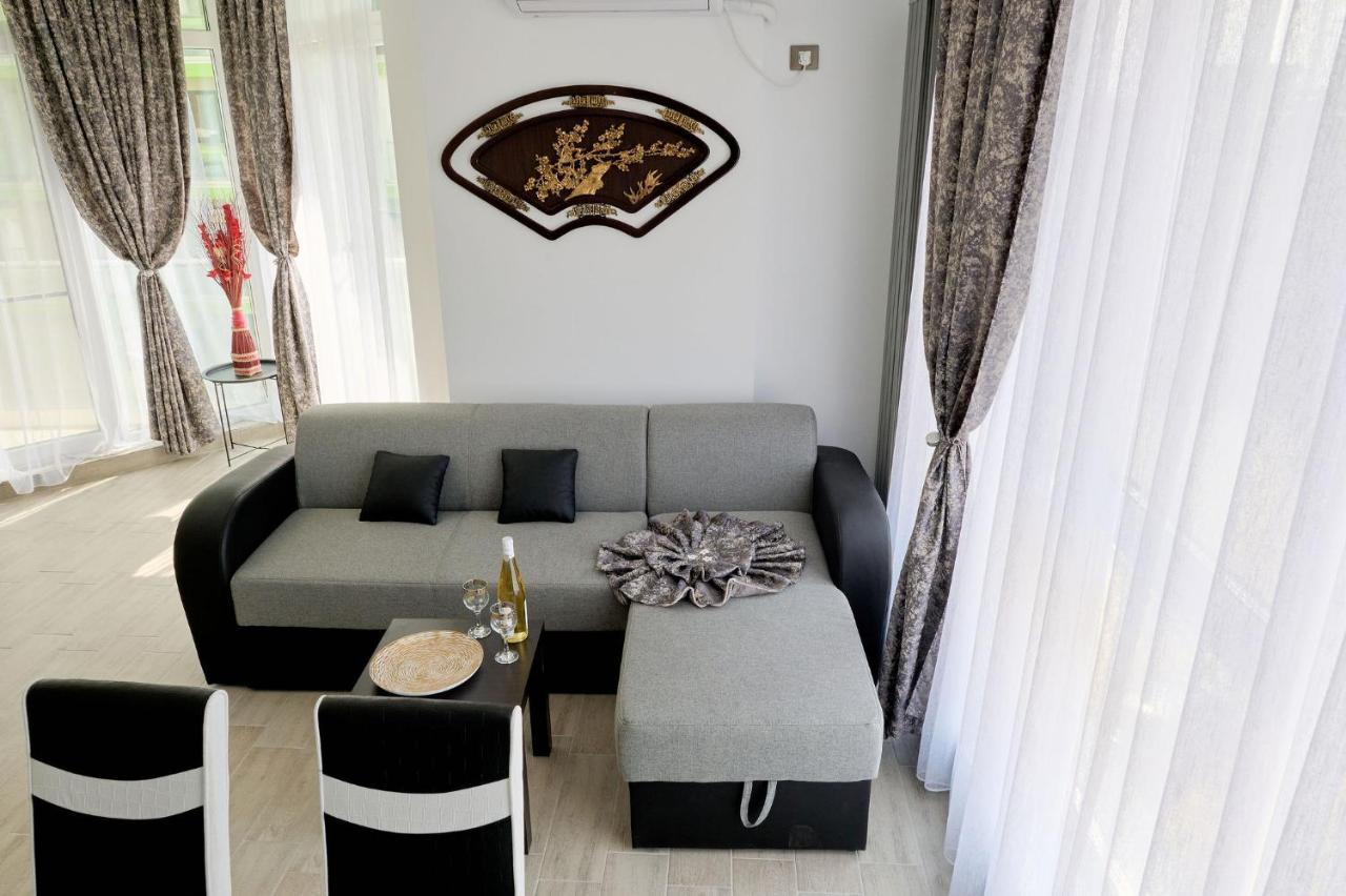 Moon Sea View Apartment - Spa N Pools Resort Mamaia Kültér fotó